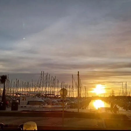 Centre-ville A 2 Pas De La *