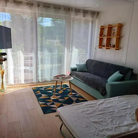 Centre-ville A 2 Pas De La 라그랑모트